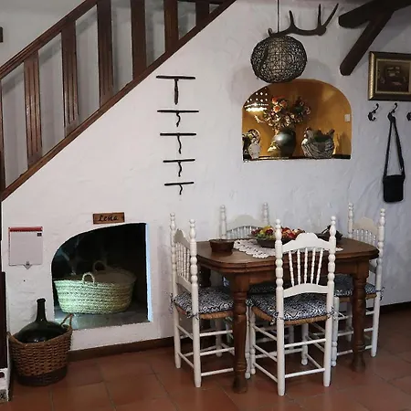 Casa El Barbero 1810 Holiday home *